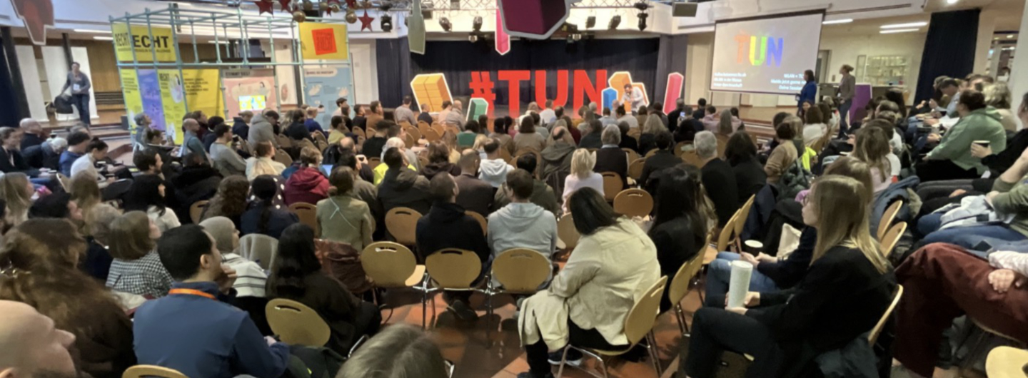 Auditorium der #TUN25 am Heinrich-Heine-Gymnasium Dortmund Foto: [Petra Moog].